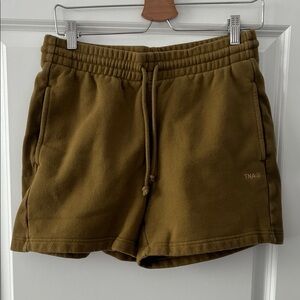 Aritzia TNA Size M Cozy Fleece Boyfriend Fit Shorts